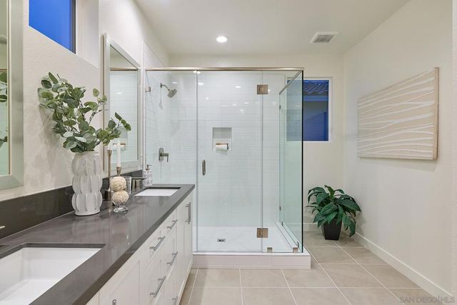 757 Michael Ct, Vista, CA 92081
