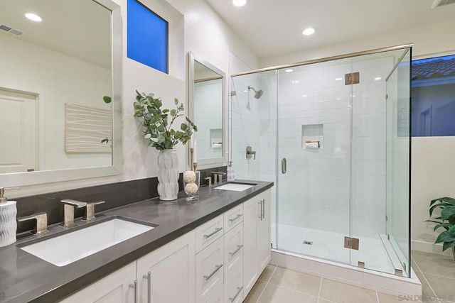 757 Michael Ct, Vista, CA 92081