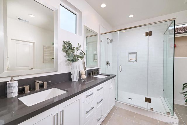 757 Michael Ct, Vista, CA 92081