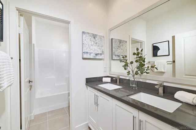 757 Michael Ct, Vista, CA 92081