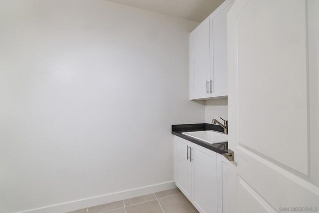 757 Michael Ct, Vista, CA 92081