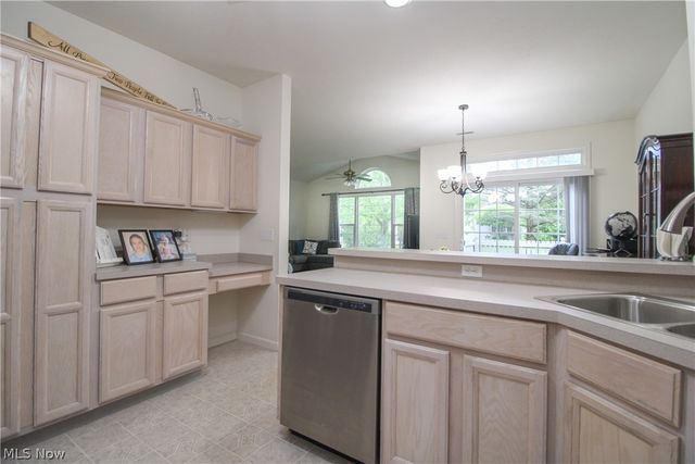 276 Wilcox Road, Austintown, OH 44515