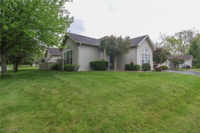 276 Wilcox Road, Austintown, OH 44515