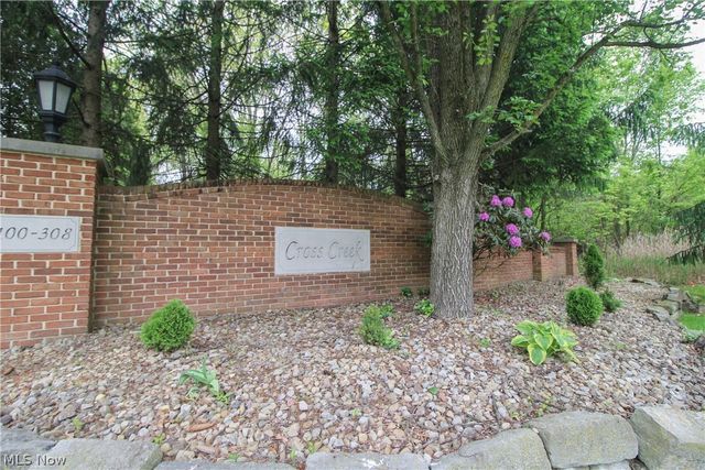 276 Wilcox Road, Austintown, OH 44515