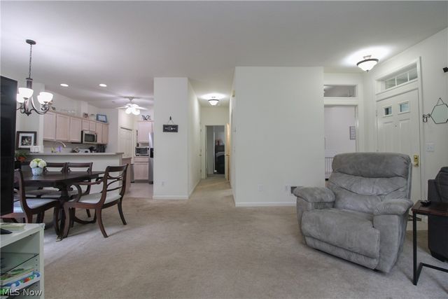 276 Wilcox Road, Austintown, OH 44515