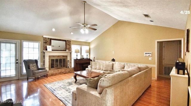 7067 Edgewater Drive, Ridgeland, MS 39157