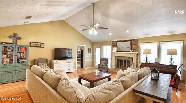 7067 Edgewater Drive, Ridgeland, MS 39157