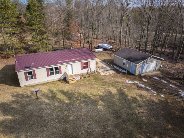 17751 Kent Avenue, Deerfield Twp, MI 49336