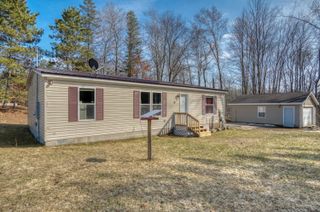 17751 Kent Avenue, Deerfield Twp, MI 49336