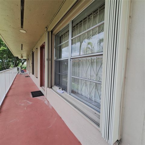12850 SW 43rd Drive 258B, Miami, FL 33175