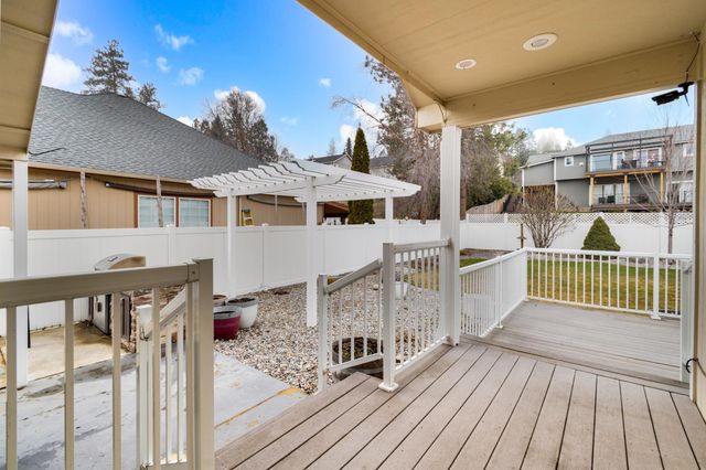 801 E Huron Dr, Spokane, WA 99208