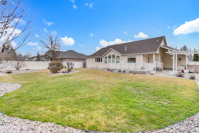 801 E Huron Dr, Spokane, WA 99208