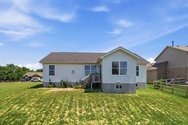 77 Bayberry Lane, Monroe, OH 45050