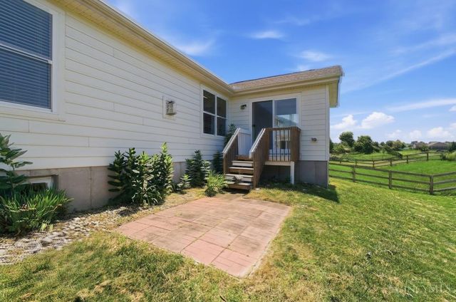 77 Bayberry Lane, Monroe, OH 45050