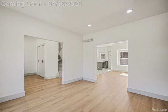 3493 Baldwin Street, Detroit, MI 48214