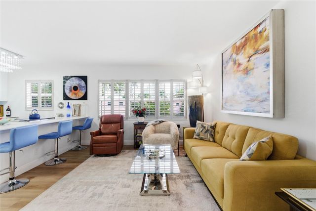 700 Bayshore Drive 4, Fort Lauderdale, FL 33304