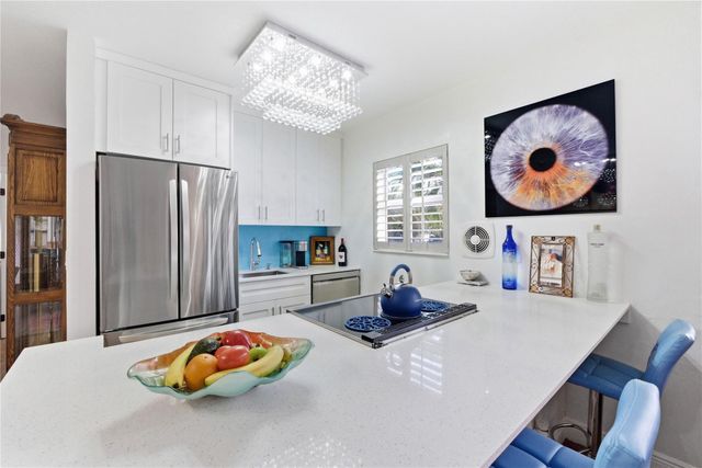 700 Bayshore Drive 4, Fort Lauderdale, FL 33304