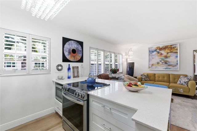 700 Bayshore Drive 4, Fort Lauderdale, FL 33304