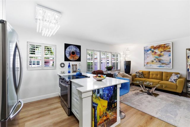 700 Bayshore Drive 4, Fort Lauderdale, FL 33304