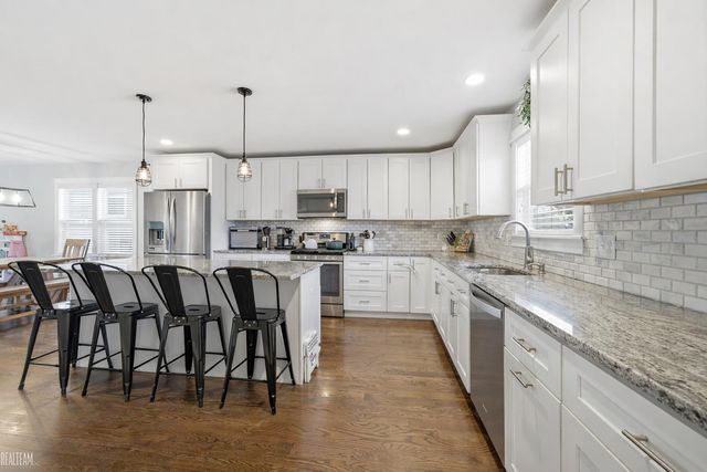 823 Baldwin Avenue, Royal Oak, MI 48067