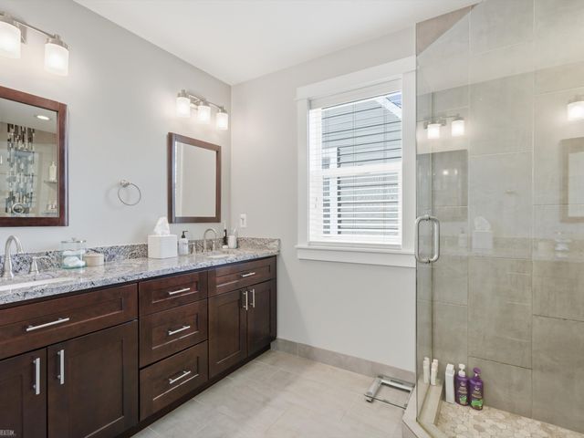 823 Baldwin Avenue, Royal Oak, MI 48067