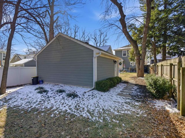 823 Baldwin Avenue, Royal Oak, MI 48067