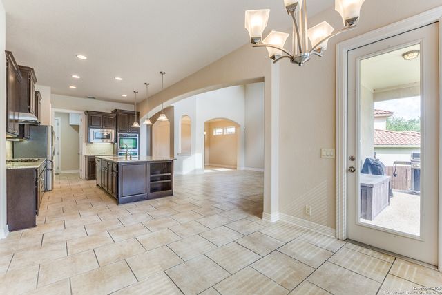 24506 Via Vizcaya, San Antonio, TX 78260