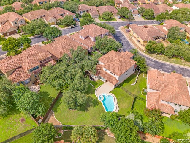 24506 Via Vizcaya, San Antonio, TX 78260