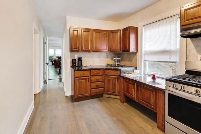 5412 N Western Avenue, Chicago, IL 60625