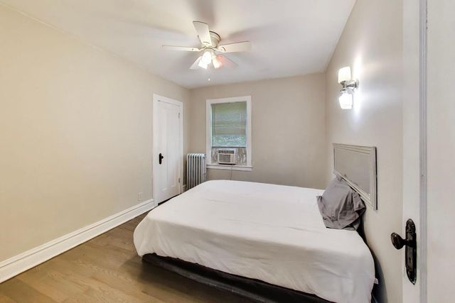 5412 N Western Avenue, Chicago, IL 60625