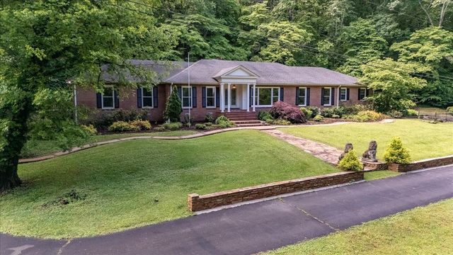 230 Raven Bluff Rd, Lawrenceburg, TN 38464