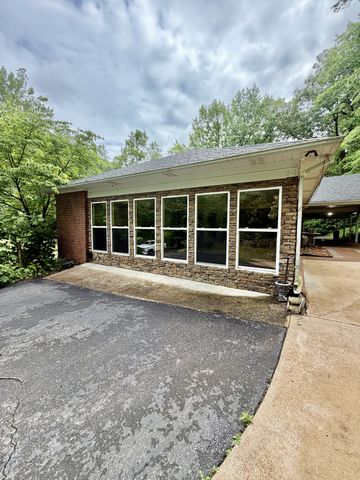 230 Raven Bluff Rd, Lawrenceburg, TN 38464