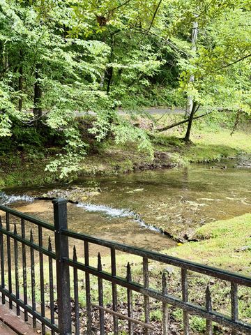 230 Raven Bluff Rd, Lawrenceburg, TN 38464
