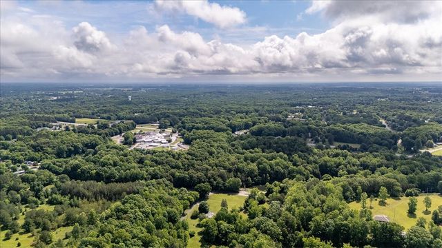 230 Raven Bluff Rd, Lawrenceburg, TN 38464