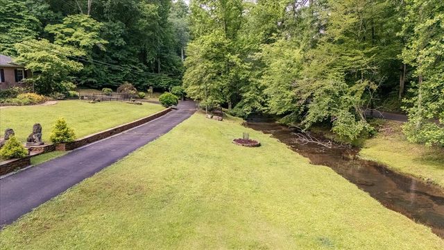230 Raven Bluff Rd, Lawrenceburg, TN 38464