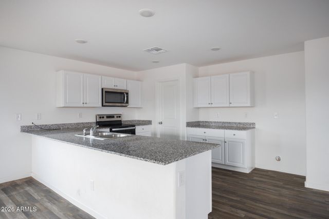 3555 N KIVA Circle, Eloy, AZ 85131