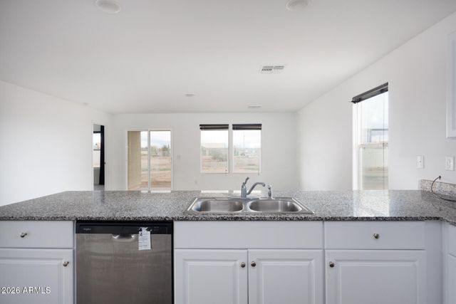 3555 N KIVA Circle, Eloy, AZ 85131