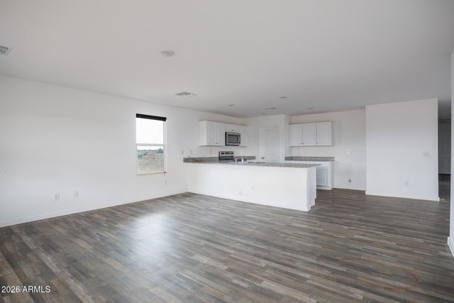 3555 N KIVA Circle, Eloy, AZ 85131