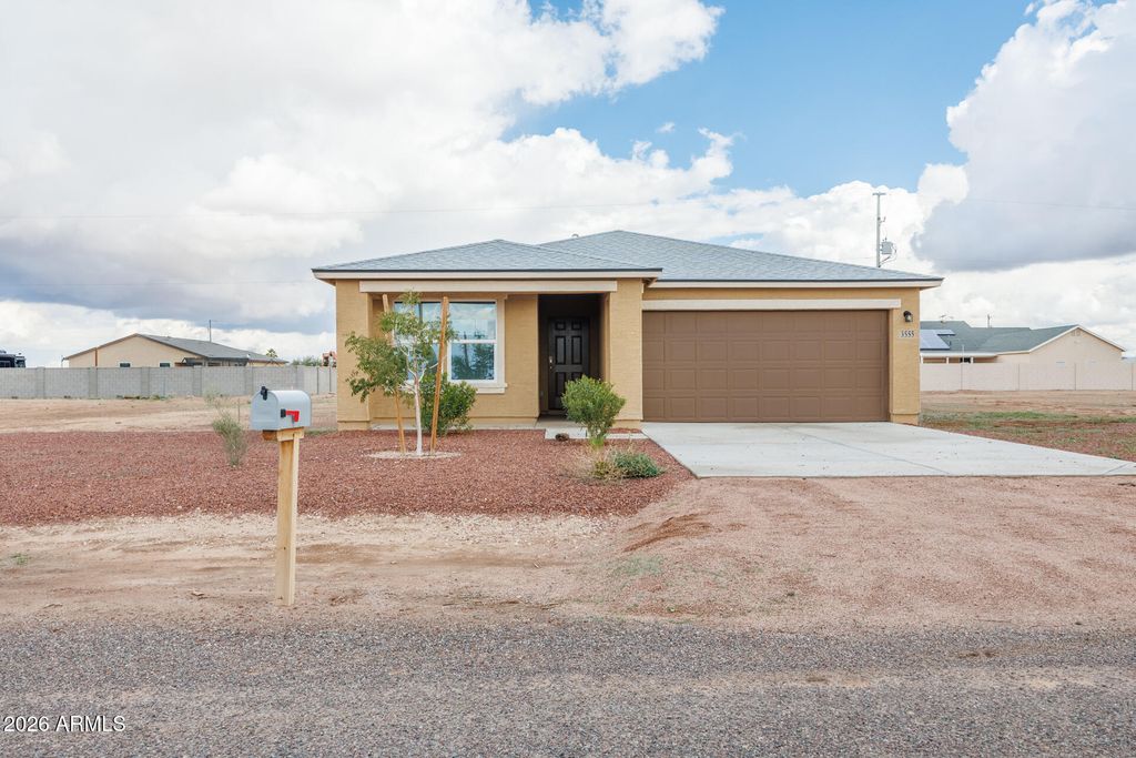 3555 N KIVA Circle, Eloy, AZ 85131