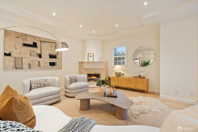 392 Ewing Terrace, San Francisco, CA 94118