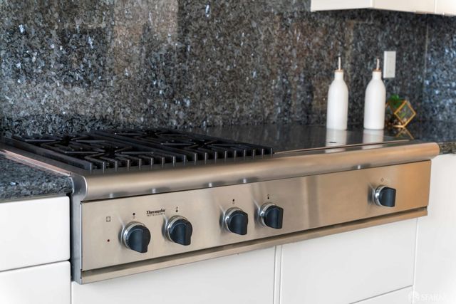 392 Ewing Terrace, San Francisco, CA 94118