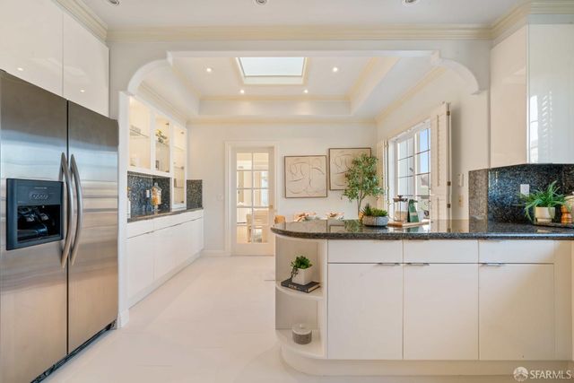 392 Ewing Terrace, San Francisco, CA 94118