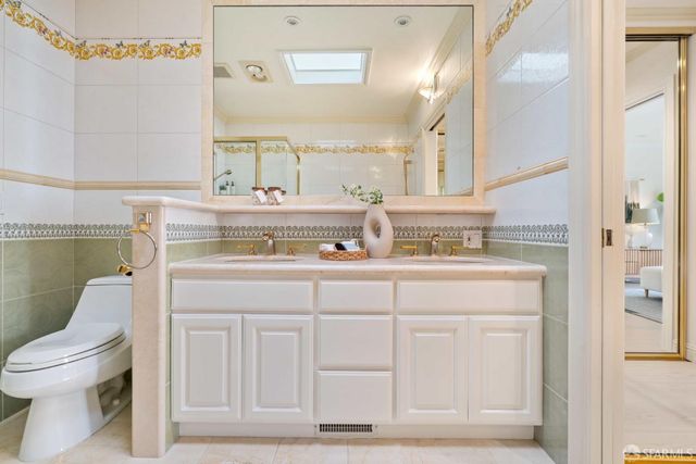 392 Ewing Terrace, San Francisco, CA 94118