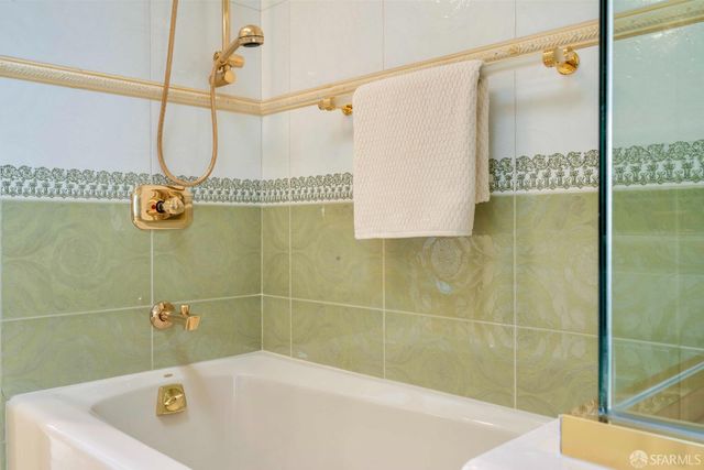 392 Ewing Terrace, San Francisco, CA 94118