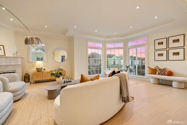 392 Ewing Terrace, San Francisco, CA 94118