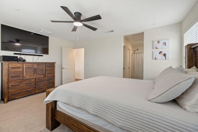 2045 Madalyn Avenue, Tulare, CA 93274