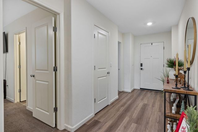 2045 Madalyn Avenue, Tulare, CA 93274