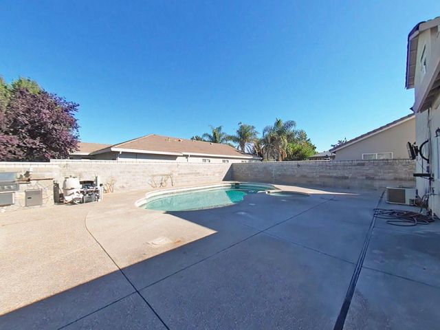 5925 Livorno Way, Elk Grove, CA 95757