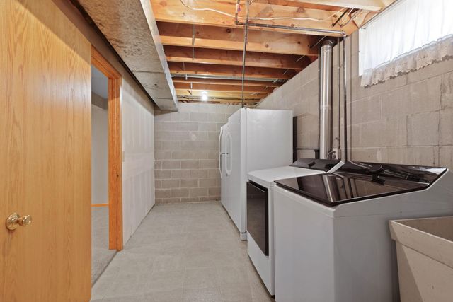 1756 132nd Avenue NE, Blaine, MN 55449