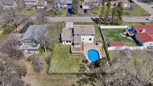 1756 132nd Avenue NE, Blaine, MN 55449